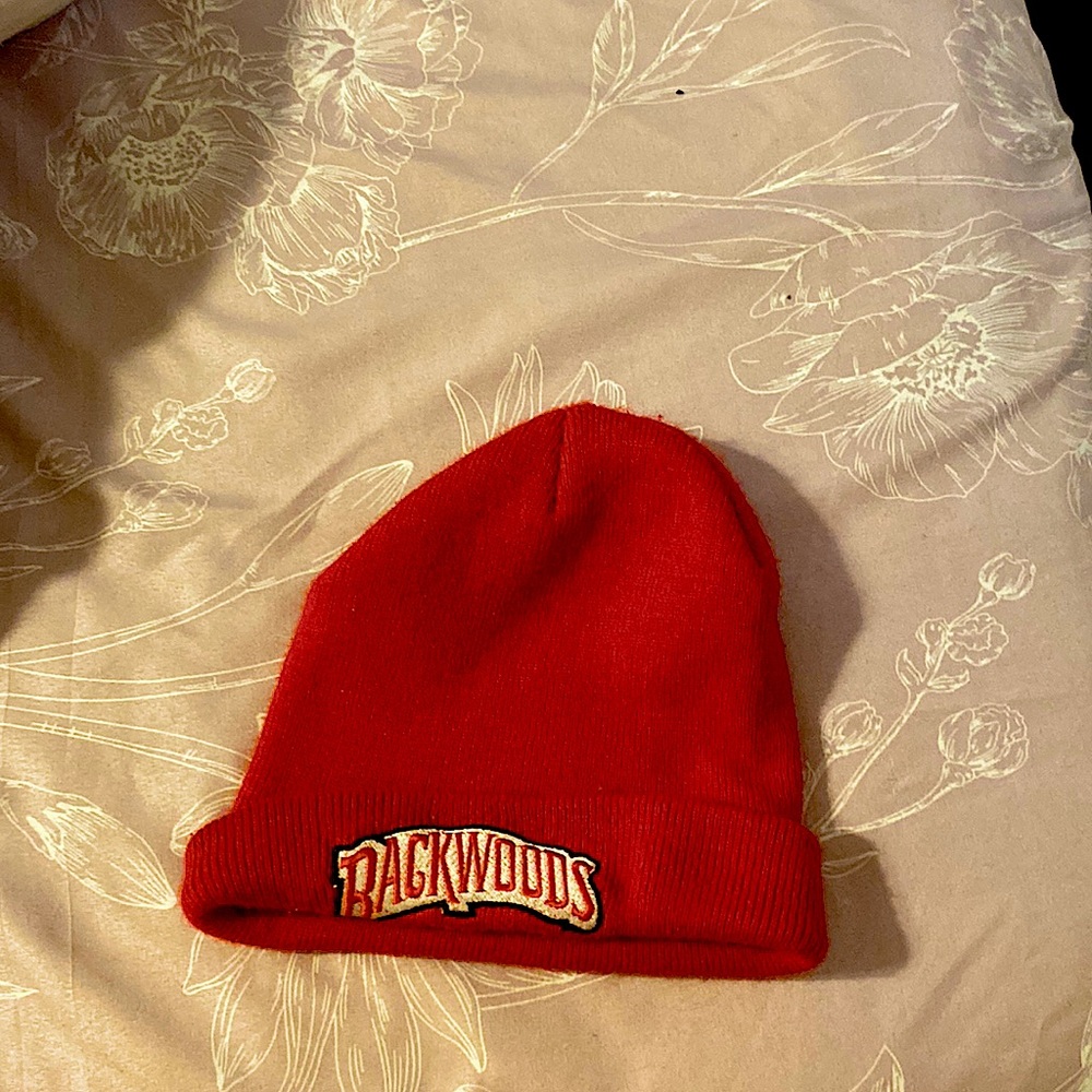 It’s a nice beanie is very comfy and chemical in it for the winter and summer